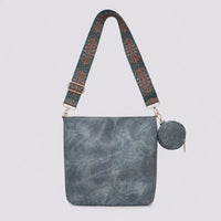 Grand sac bandoulière Bleu — Romane, vue de face sur fond studio