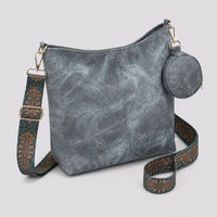 Grand sac bandoulière Bleu — Romane, vue trois-quarts sur fond studio