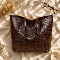 Sac à main Marron — Arielle, flatlay éditorial ENNA