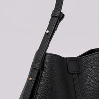 Sac bandoulière Noir — Aveline, zoom détail — ENNA PARIS