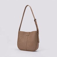 Sac bandoulière Taupe — Aveline, vue trois-quarts — ENNA PARIS