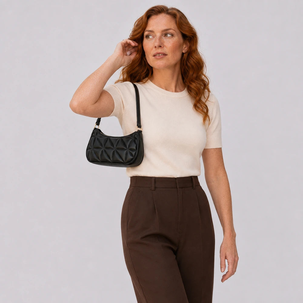 Petit sac à main Noir — Mélusine, porté studio buste — ENNA PARIS