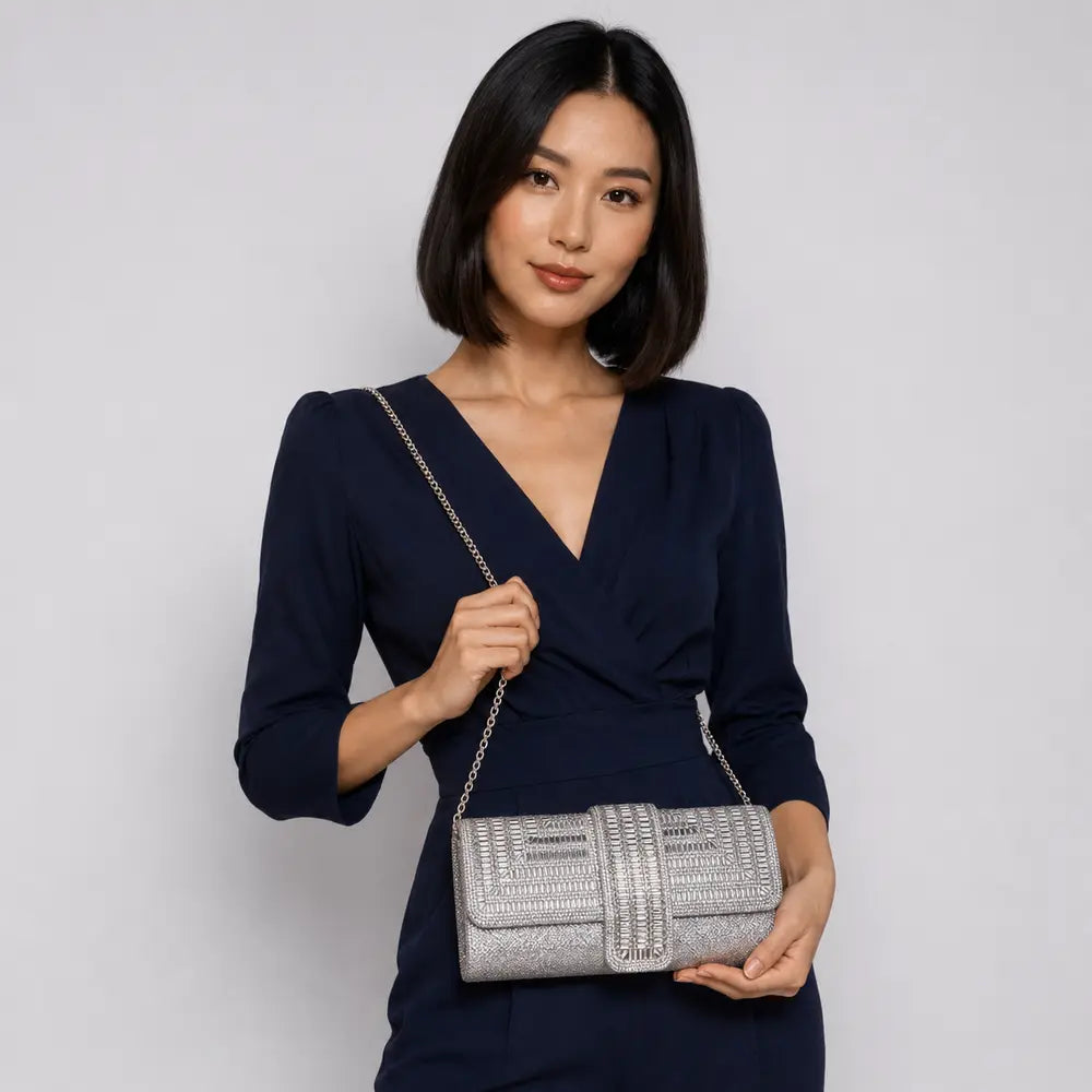 Pochette de soirée — Isaline Argenté, porté studio buste