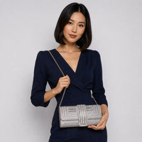 Pochette de soirée — Isaline Argenté, porté studio buste