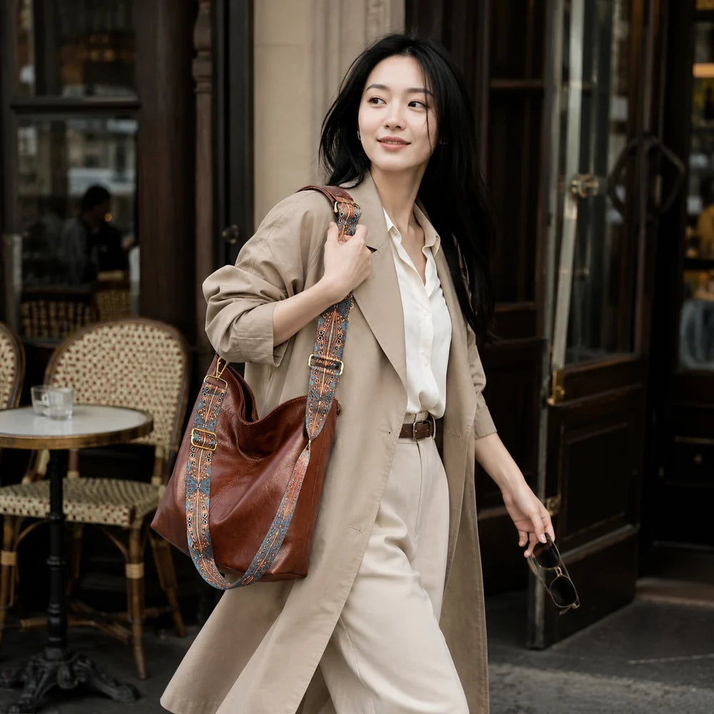 Sac à main Marron — Margaux, porté lifestyle à Paris