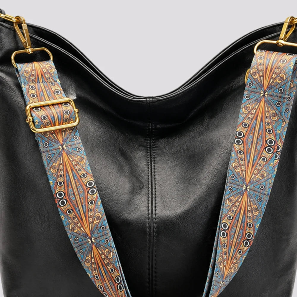 Sac à main Noir — Margaux, zoom sur la matière