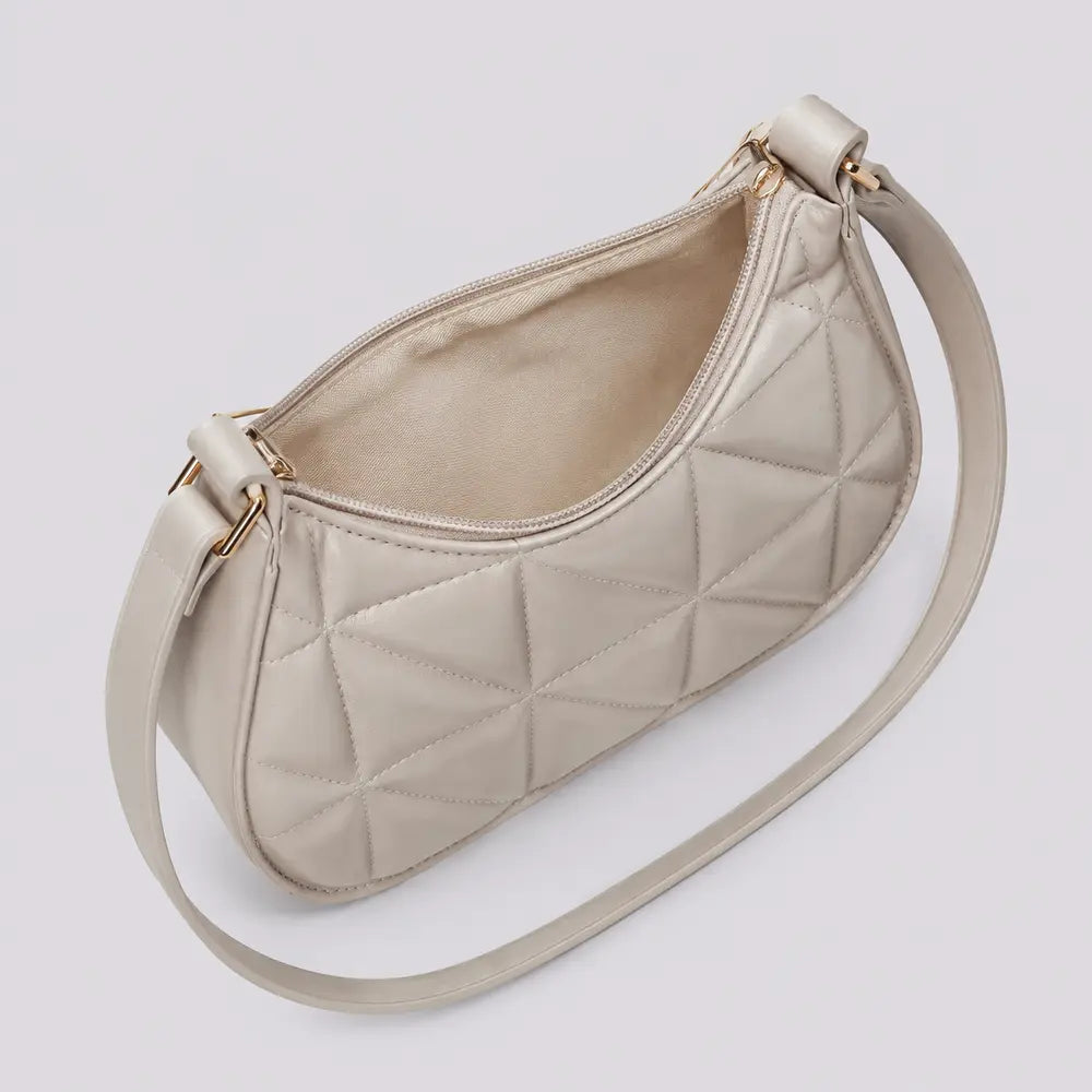 Petit sac à main beige Victoire, vue ouverte ou profil détaillé sur fond studio neutre