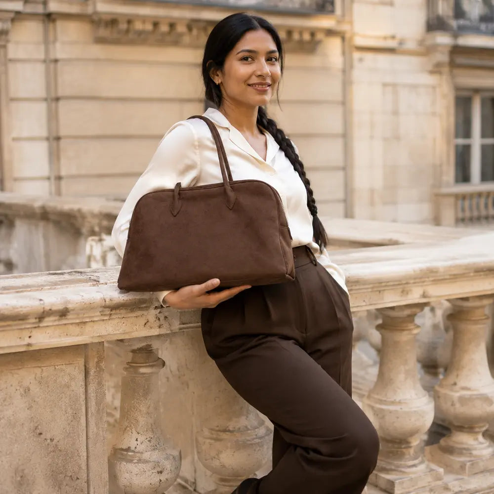 Sac à main Marron — Ombeline, porté lifestyle à Paris